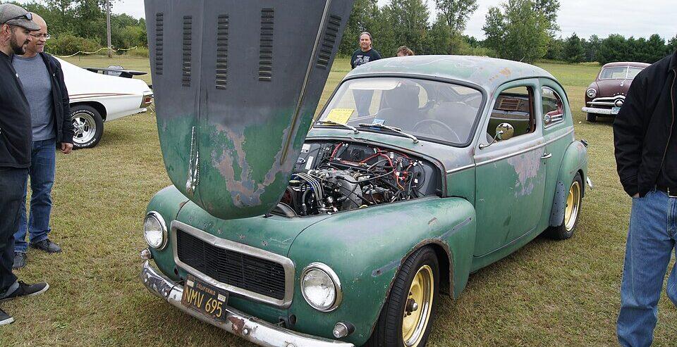 [[File:61 Volvo 544 (9681479907).jpg|61_Volvo_544_(9681479907)]]